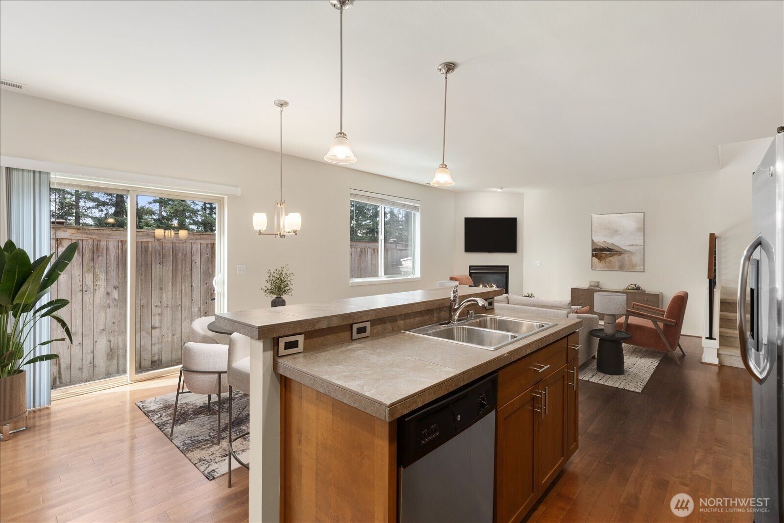15806 14th Avenue W Lynnwood WA 98087