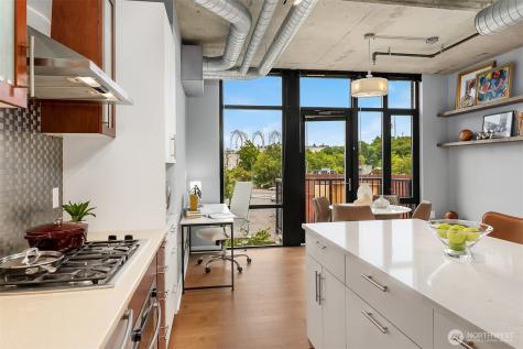 2720 3rd Avenue Seattle WA 98121