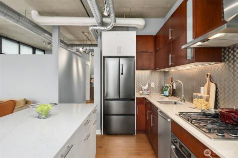 2720 3rd Avenue Seattle WA 98121