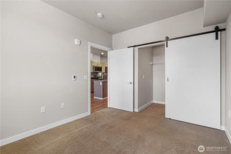 1085 103rd Avenue NE Bellevue WA 98004