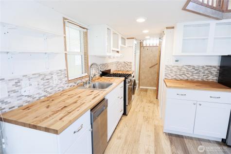 4751 Birch Bay Lynden Road Blaine WA 98230