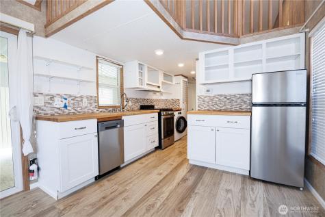 4751 Birch Bay Lynden Road Blaine WA 98230