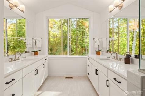 11178 NE 134th Court NE Redmond WA 98052