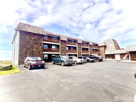 304 NW 14th Street NW Long Beach WA 98631