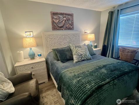 304 NW 14th Street NW Long Beach WA 98631