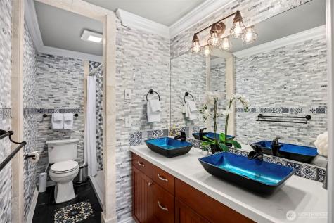 3008 N Narrows Drive Tacoma WA 98407