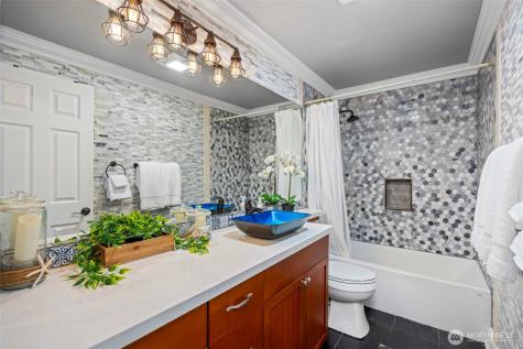 3008 N Narrows Drive Tacoma WA 98407