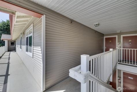 14819 29th Avenue W Lynnwood WA 98087