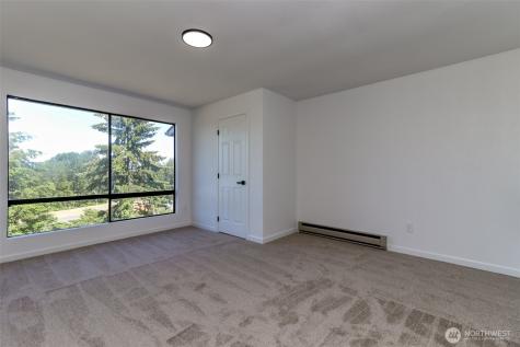 25014 Lake Fenwick Road Kent WA 98032