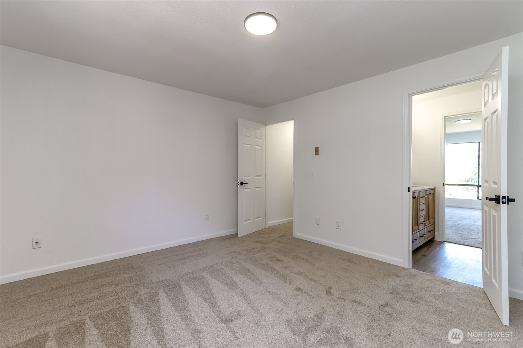 25014 Lake Fenwick Road Kent WA 98032