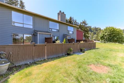 25014 Lake Fenwick Road Kent WA 98032
