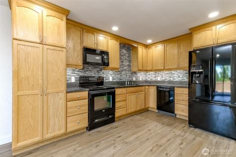 25014 Lake Fenwick Road Kent WA 98032