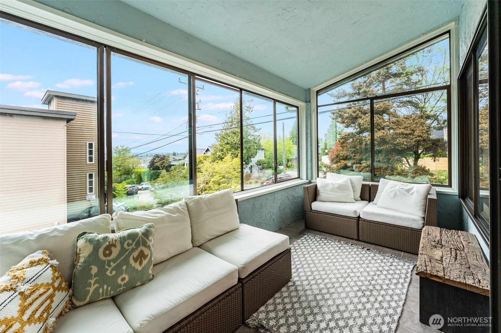 135 N 46th Street Seattle WA 98103