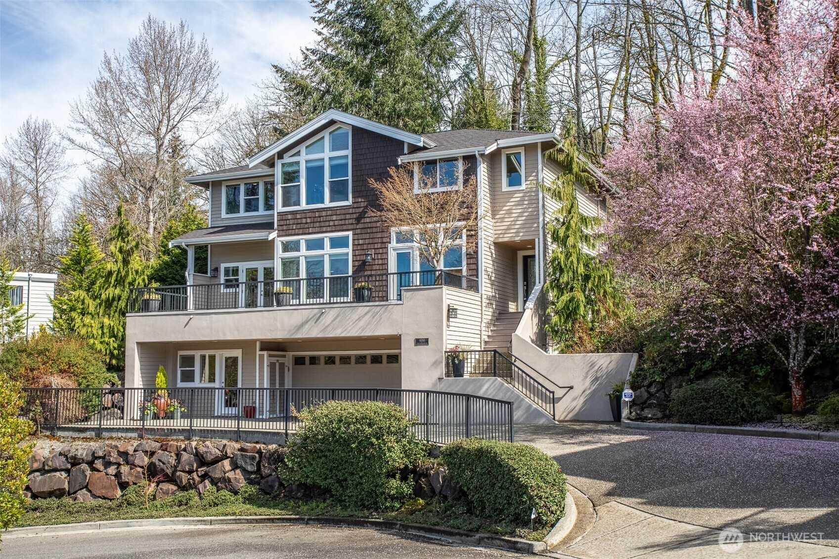 4010 Lake Washington Boulevard SE Bellevue WA 98006