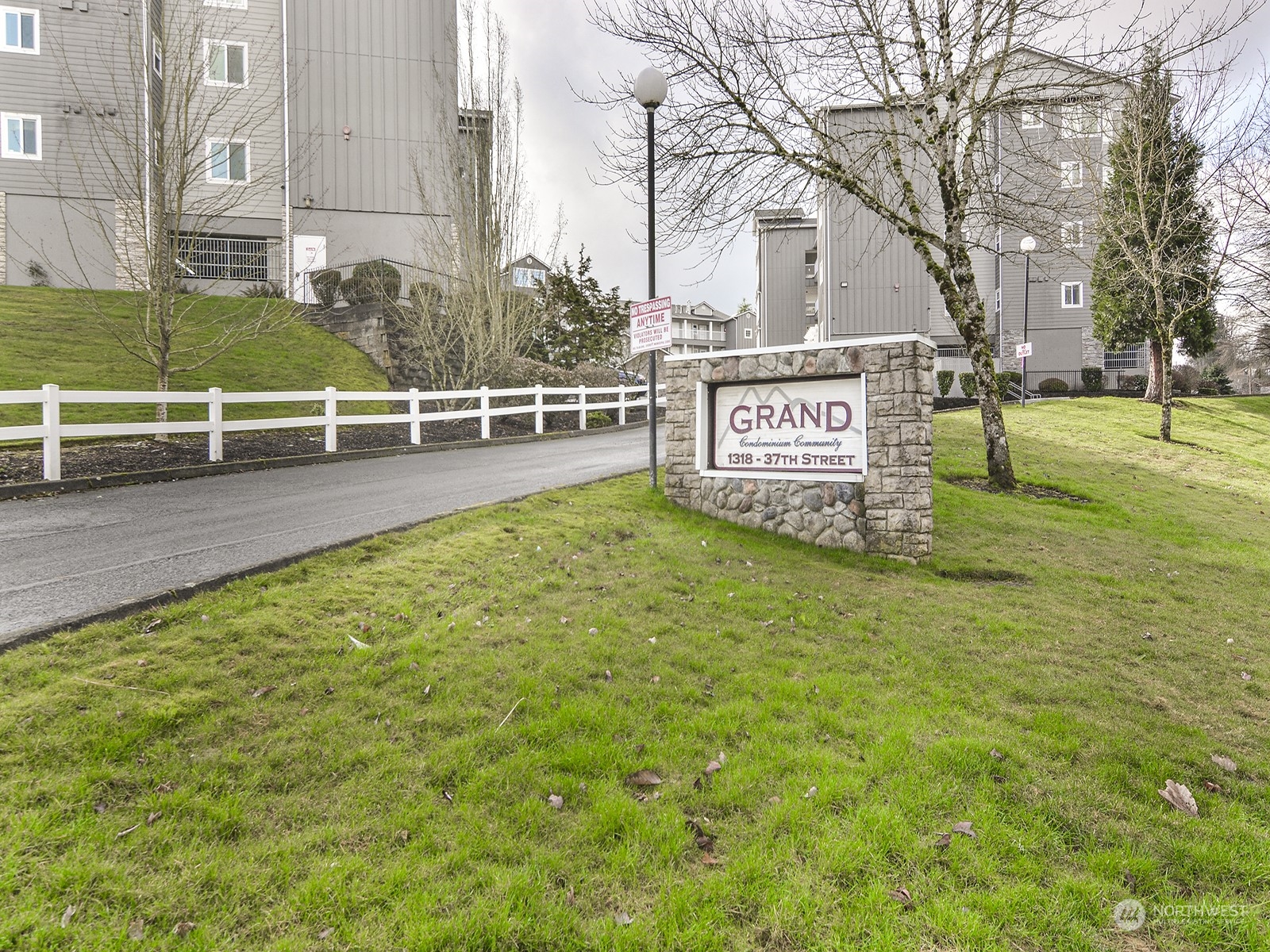 1318 37th Street Everett WA 98201