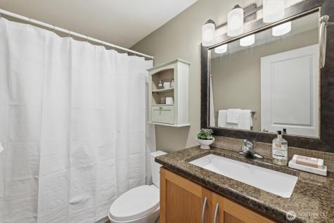 3045 20th Avenue W Seattle WA 98199
