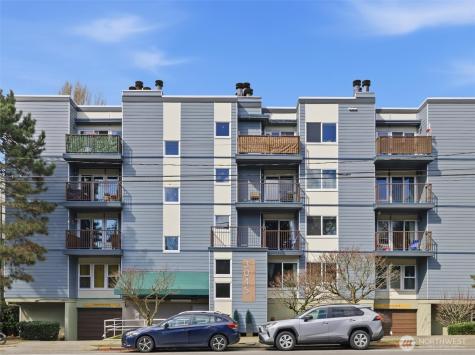 3045 20th Avenue W Seattle WA 98199