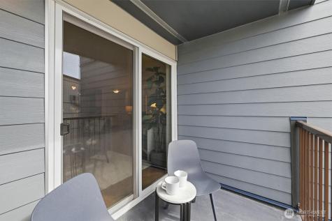 3045 20th Avenue W Seattle WA 98199