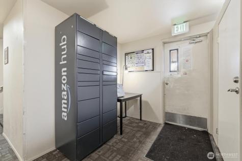 3045 20th Avenue W Seattle WA 98199