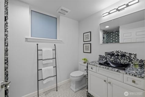 10047 Main Street Bellevue WA 98004