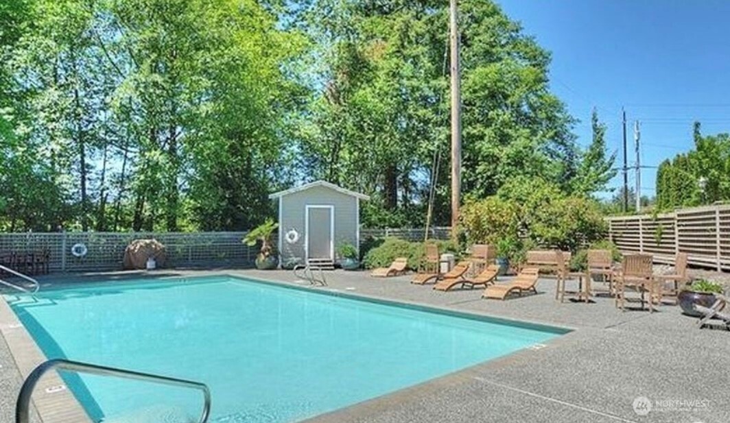 11527 Hwy99 Everett WA 98204