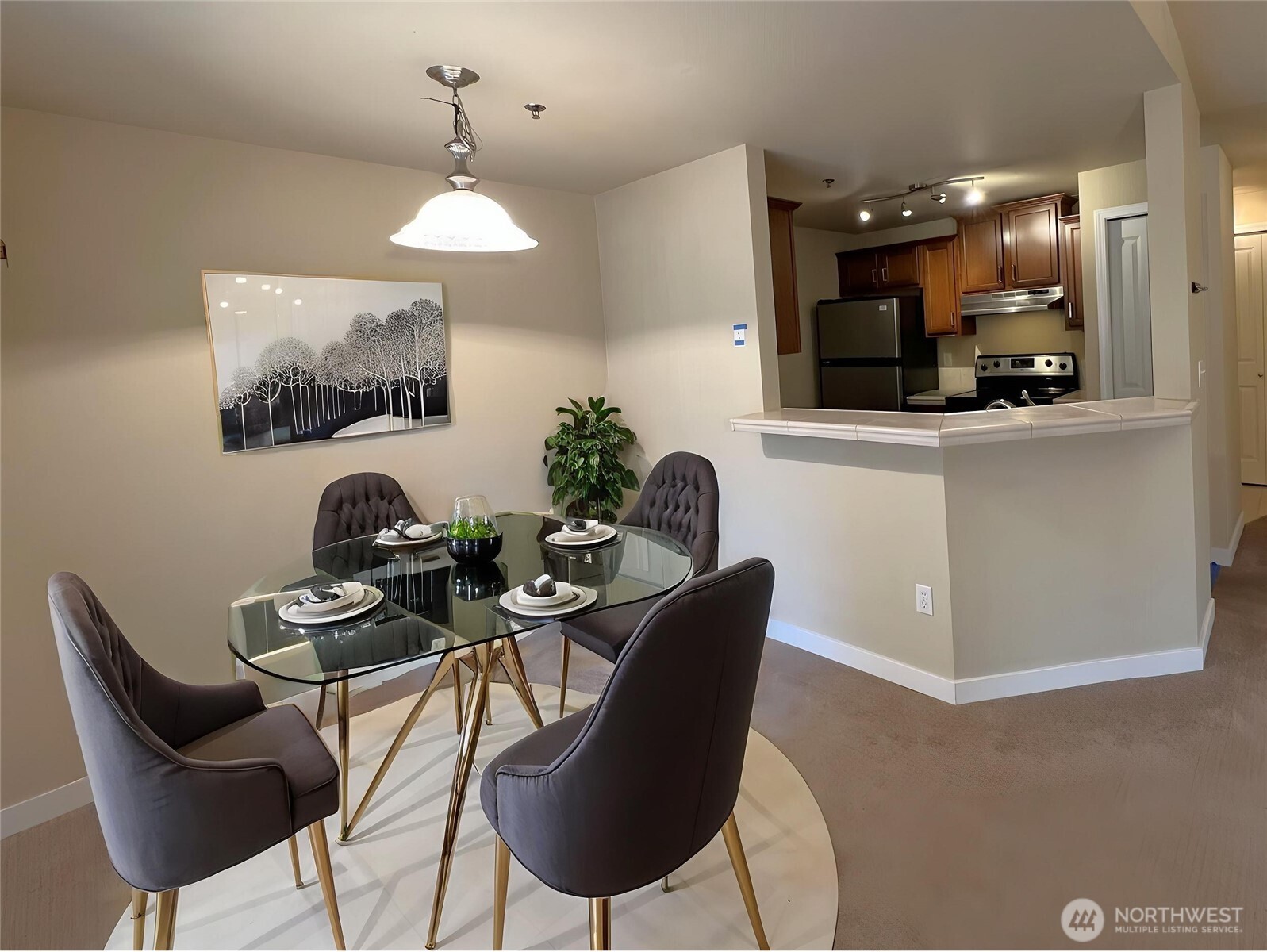 11527 Hwy99 Everett WA 98204
