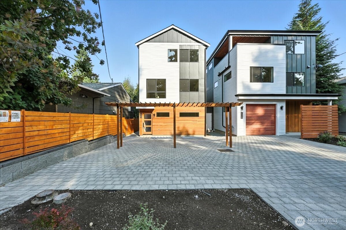 7522 31st Avenue NE Seattle WA 98115