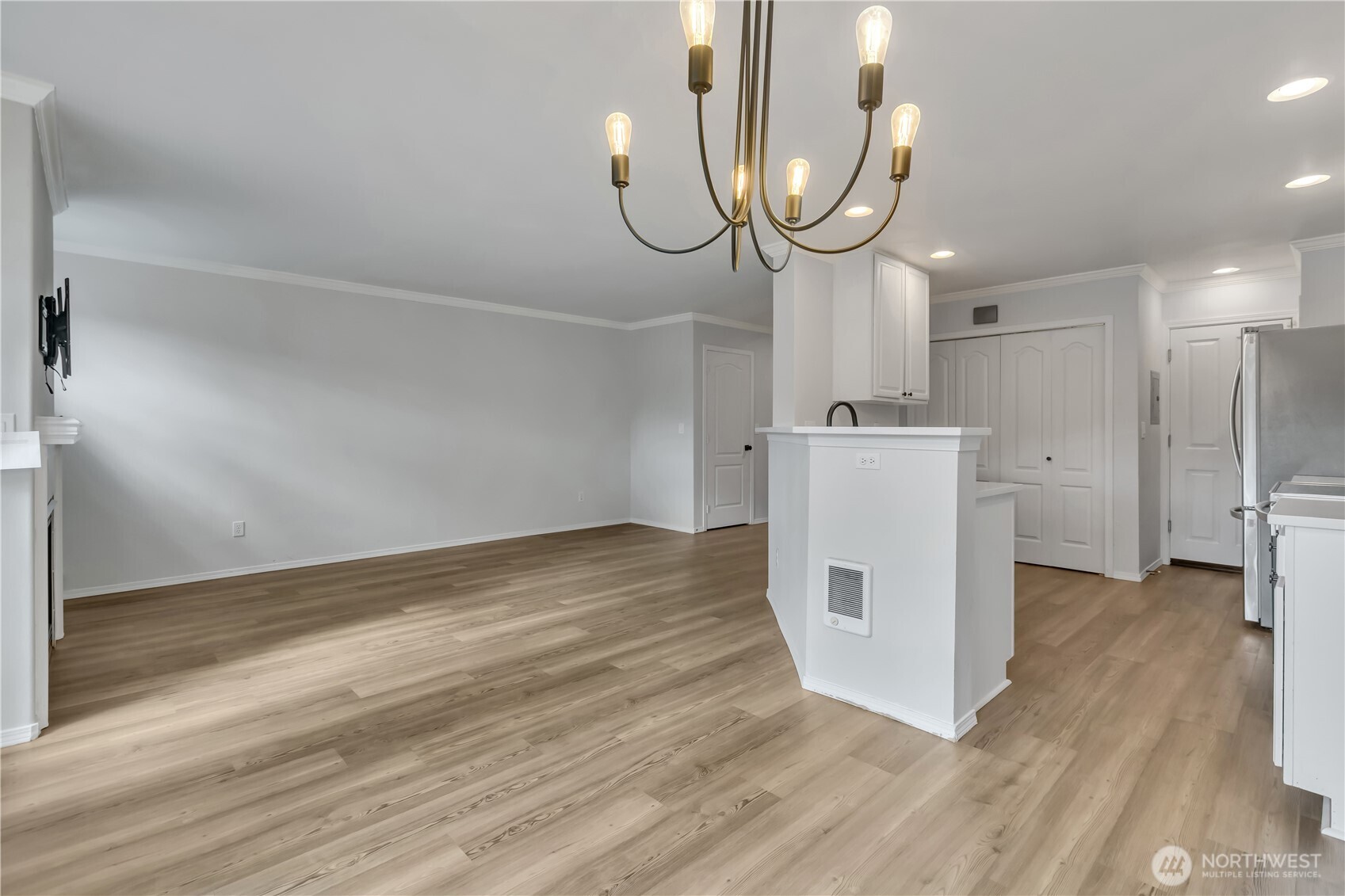 10030 Holly Drive Everett WA 98204