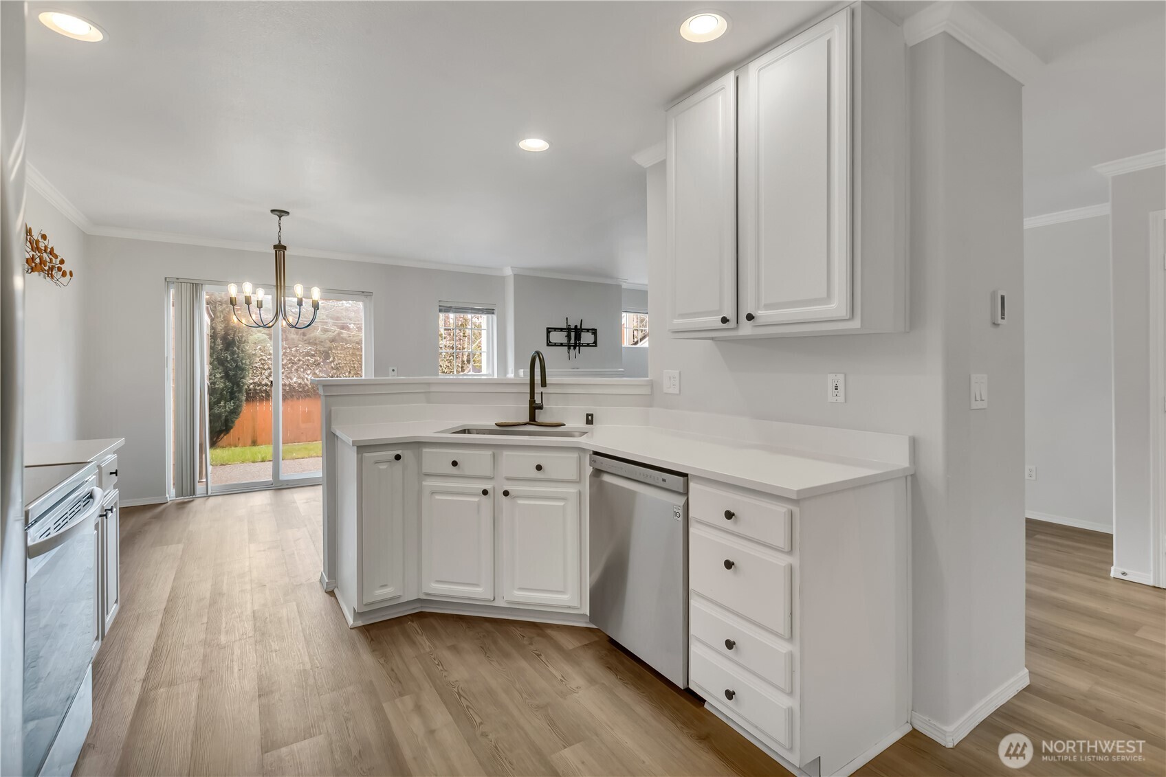 10030 Holly Drive Everett WA 98204