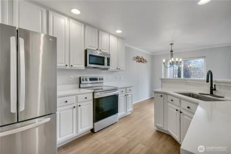 10030 Holly Drive Everett WA 98204