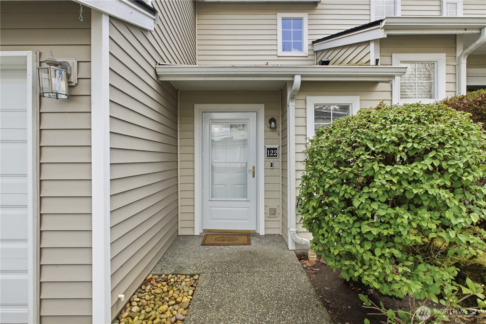 10030 Holly Drive Everett WA 98204