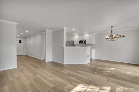 10030 Holly Drive Everett WA 98204