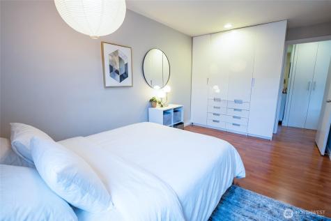 308 Summit Avenue E Seattle WA 98102