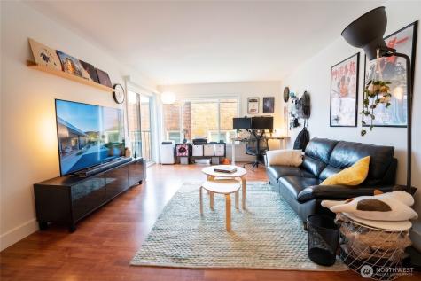 308 Summit Avenue E Seattle WA 98102