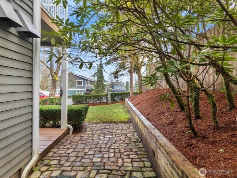 26491 NE Valley Street Duvall WA 98019