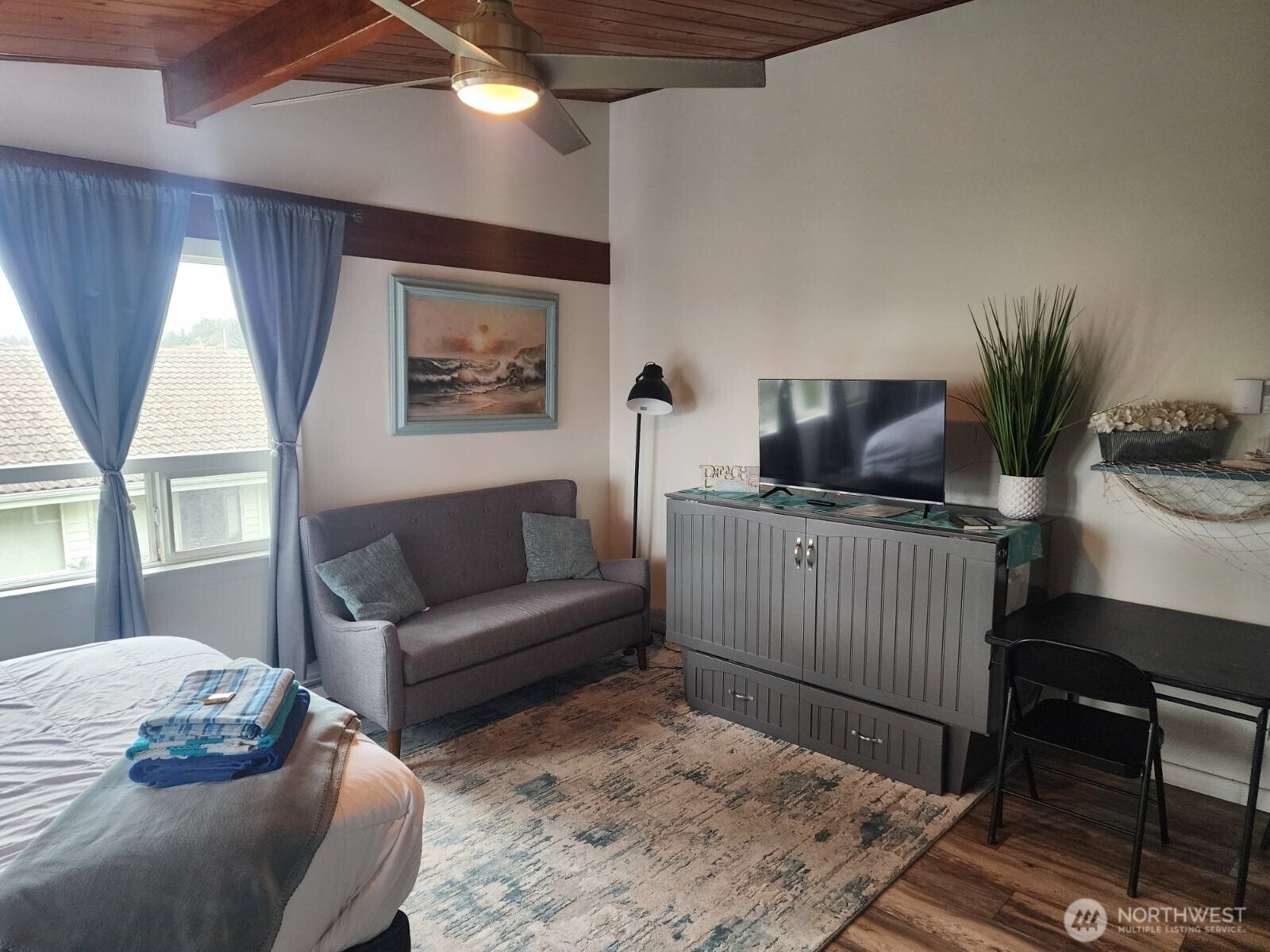 757 Ocean Court NW Ocean Shores WA 98569