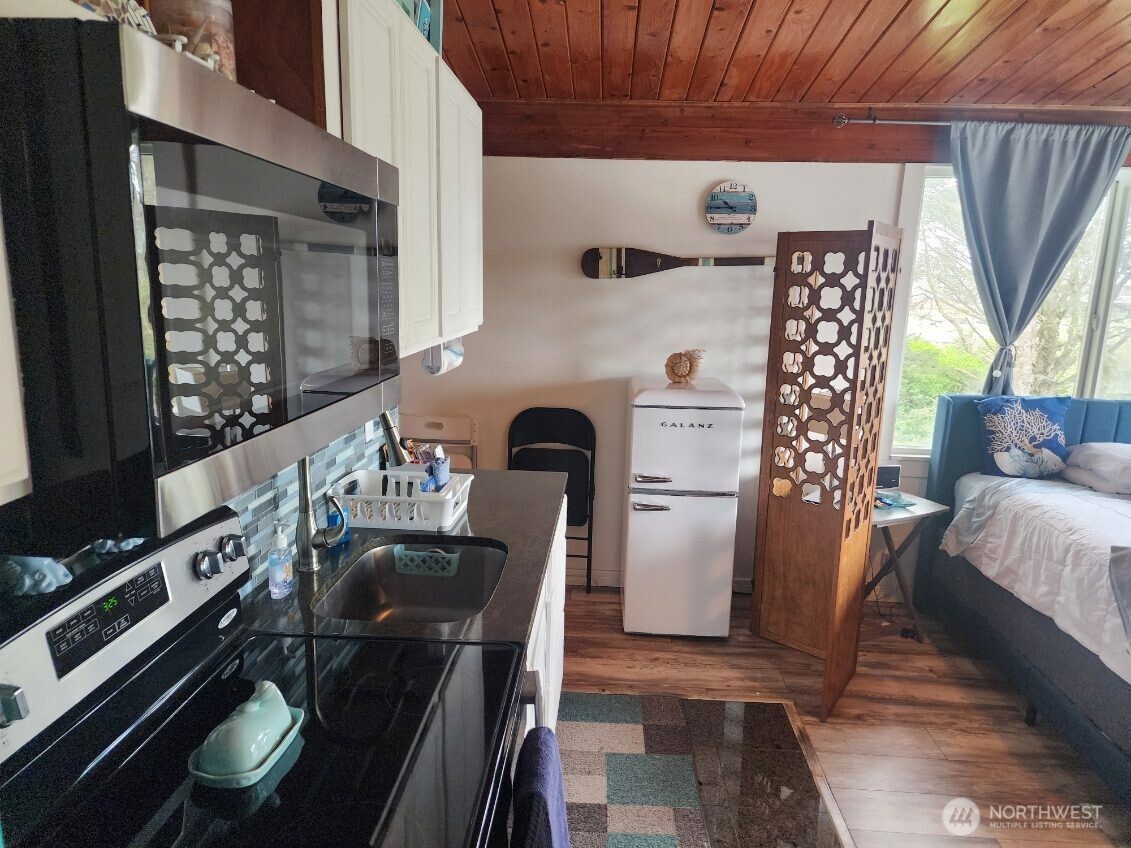 757 Ocean Court NW Ocean Shores WA 98569