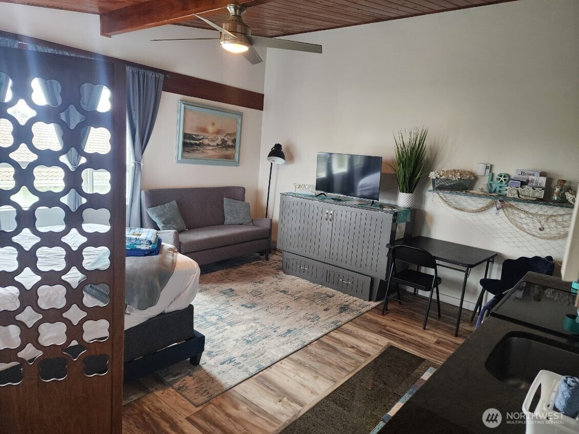 757 Ocean Court NW Ocean Shores WA 98569