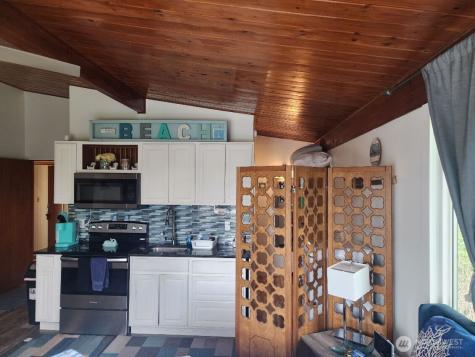 757 Ocean Court NW Ocean Shores WA 98569
