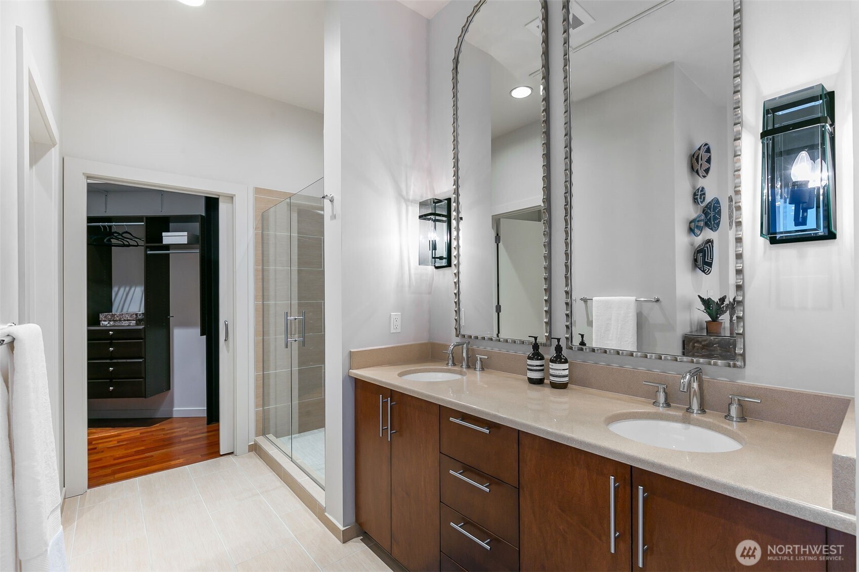 2720 3rd Avenue Seattle WA 98121