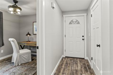 8303 212th Street Sw Edmonds WA 98026