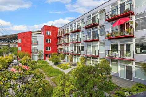 2960 Eastlake Avenue E Seattle WA 98102