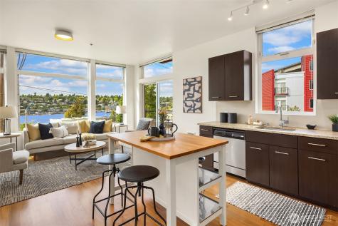 2960 Eastlake Avenue E Seattle WA 98102