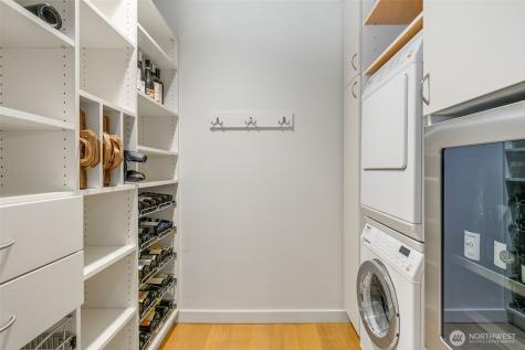 1406 Harvard Avenue Seattle WA 98122