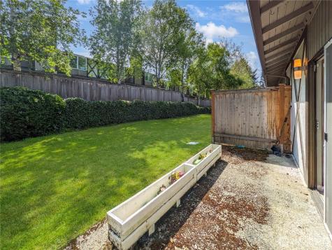 317 112TH Seattle WA 98146