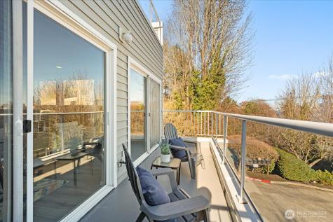 2325 Harbor Avenue SW Seattle WA 98126