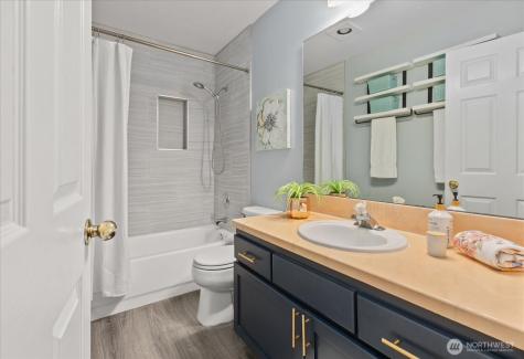 2325 Harbor Avenue SW Seattle WA 98126