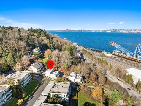 2325 Harbor Avenue SW Seattle WA 98126