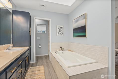 2325 Harbor Avenue SW Seattle WA 98126