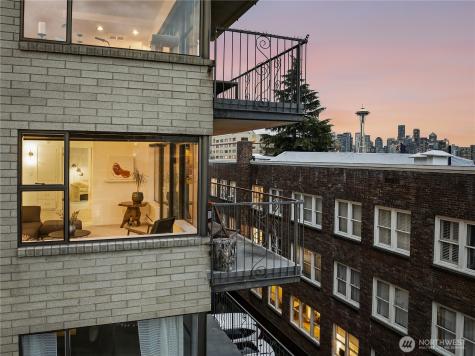 912 3rd Avenue W Seattle WA 98119